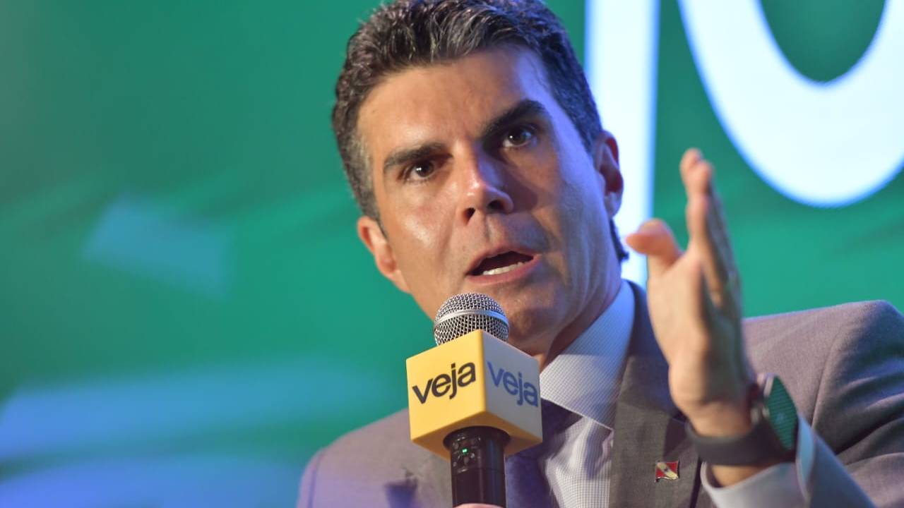 Helder Barbalho, governador do Pará, participa de fórum de VEJA sobre a COP30
