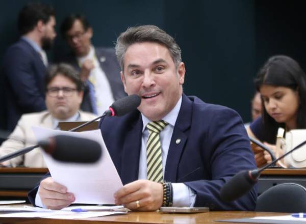 Deputado federal pretende concorrer ao governo do RS
