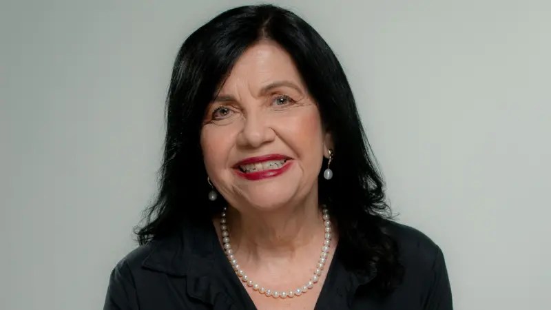 Brasileira vence o ‘Nobel da Agricultura’ por pesquisas com fertilizantes biológicos