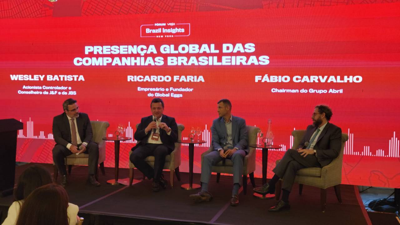 Wesley Batista, Ricardo Faria e Fabio Carvalho no fórum VEJA Brazil Insights