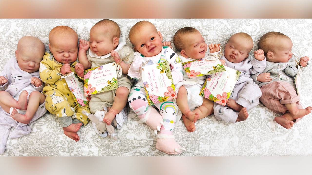 FEBRE NAS REDES - Os “filhos” feitos de silicone: eles podem custar até 15 000 reais