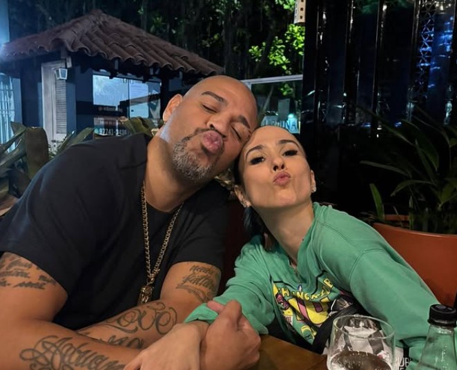 Adriano Imperador e Tata Werneck