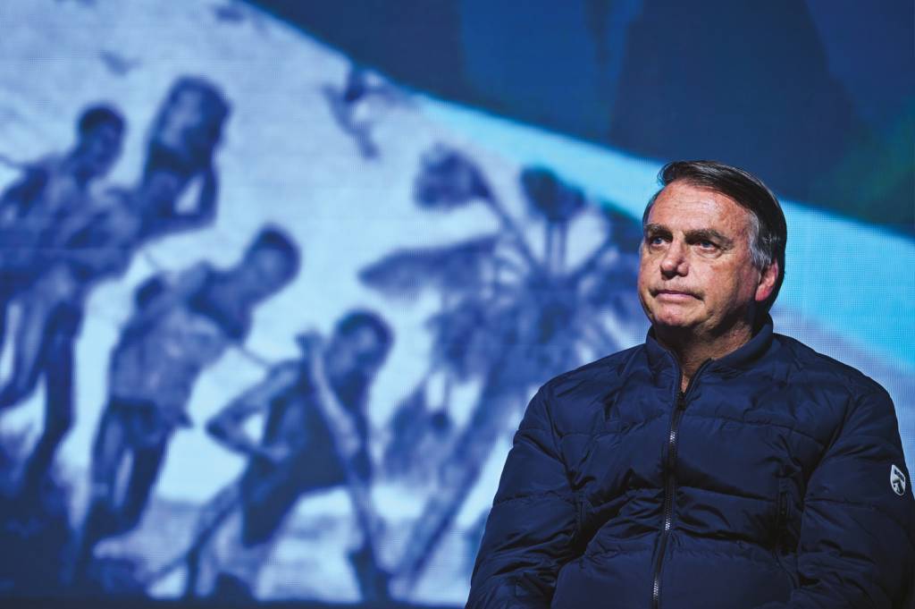 efespsixteen802050.jpg REAÇÃO - Bolsonaro: o ex-presidente ainda demonstra algum otimismo, apesar do cenário adverso no Supremo