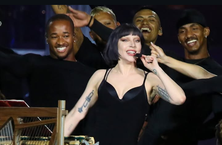 gaga ensaio