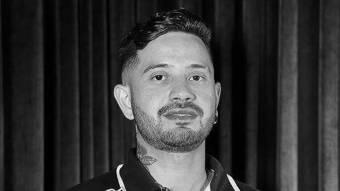 Brendo Silva, autor de ‘A vida secreta dos padres gays’, é o convidado do programa semanal da coluna GENTE