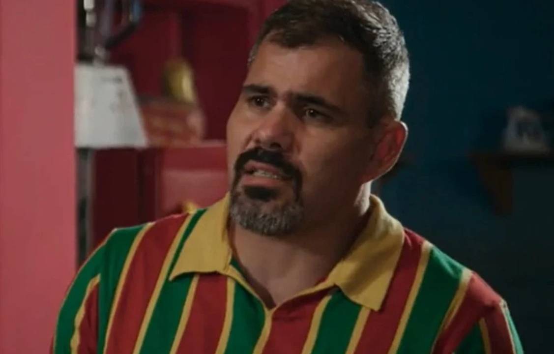 Juliano Cazarré em 'Volta por Cima'