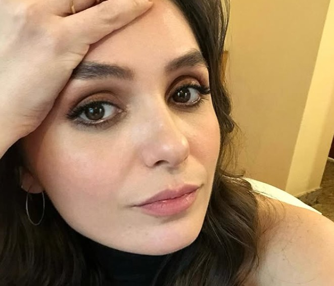 O susto que fez Monica Iozzi abandonar avião em São Paulo