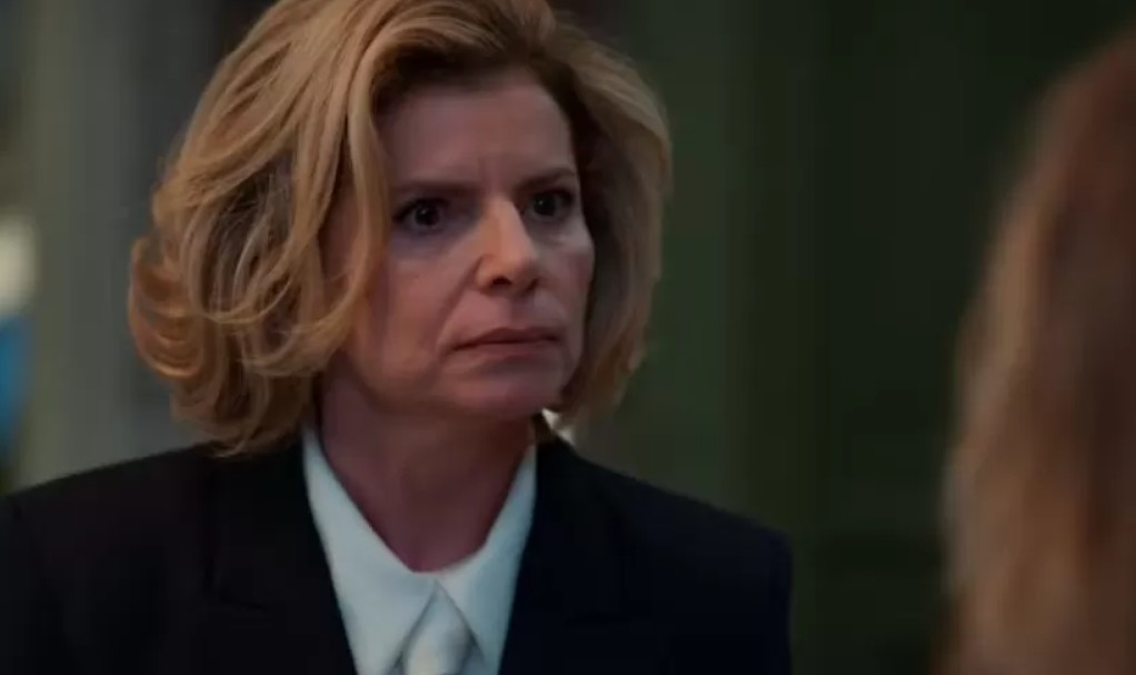 Debora Bloch como Odete Roitman