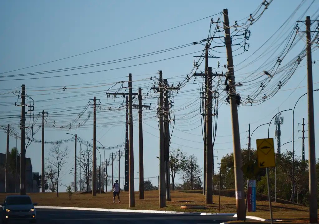 Rede de energia elétrica