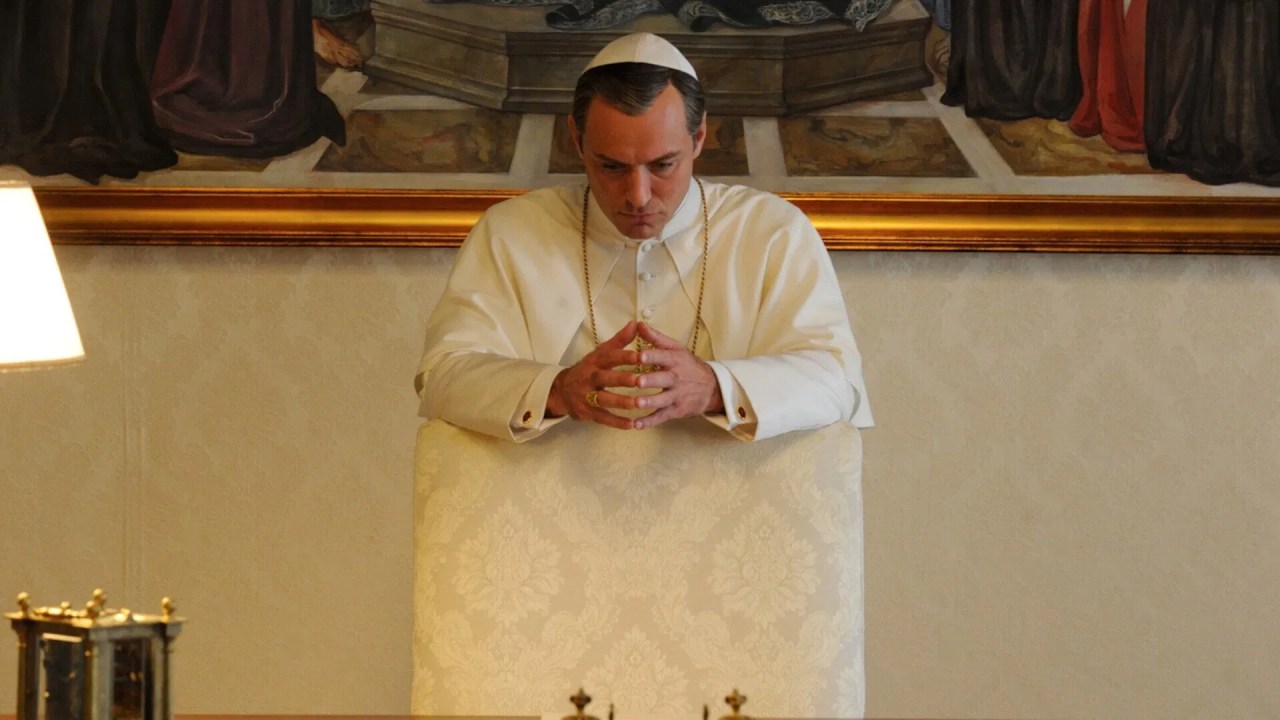 Jude Law em 'O Jovem Papa'