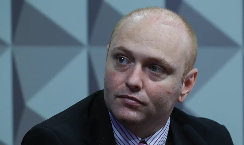 Robinho e Abdelmassih: os amigos famosos de Delgatti na prisão