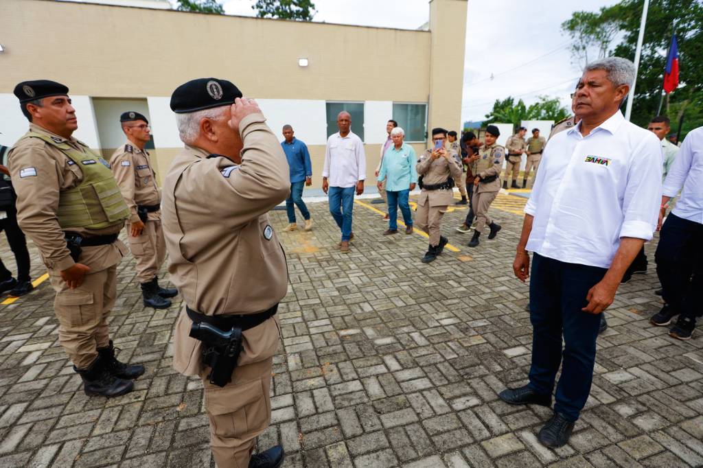 2—54588300857_2c0ed4be92_o.jpg TENSÃO - Governador Jerônimo (BA): dificuldade para enfrentar a violência