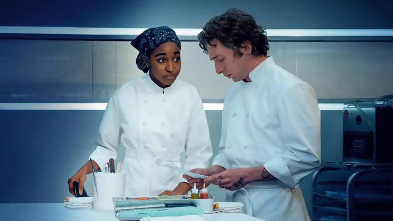 CHEFS - Ayo Edebiri e White na série: luta para manter vivo restaurante de luxo