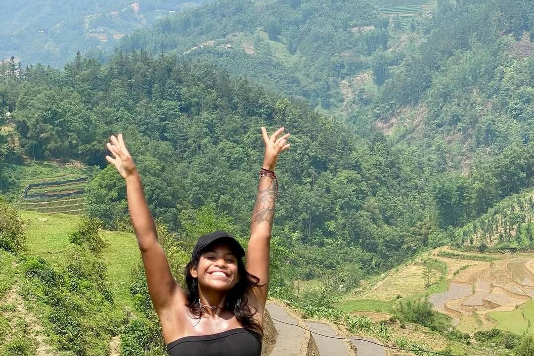 A brasileira Juliana Marins, de 26 anos, que caiu em trilha próxima a um vulcão na Indonésia