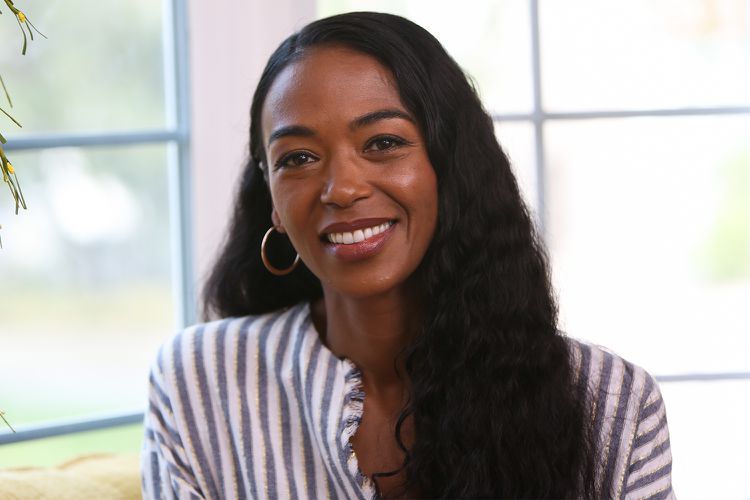 A apresentadora Ananda Lewis