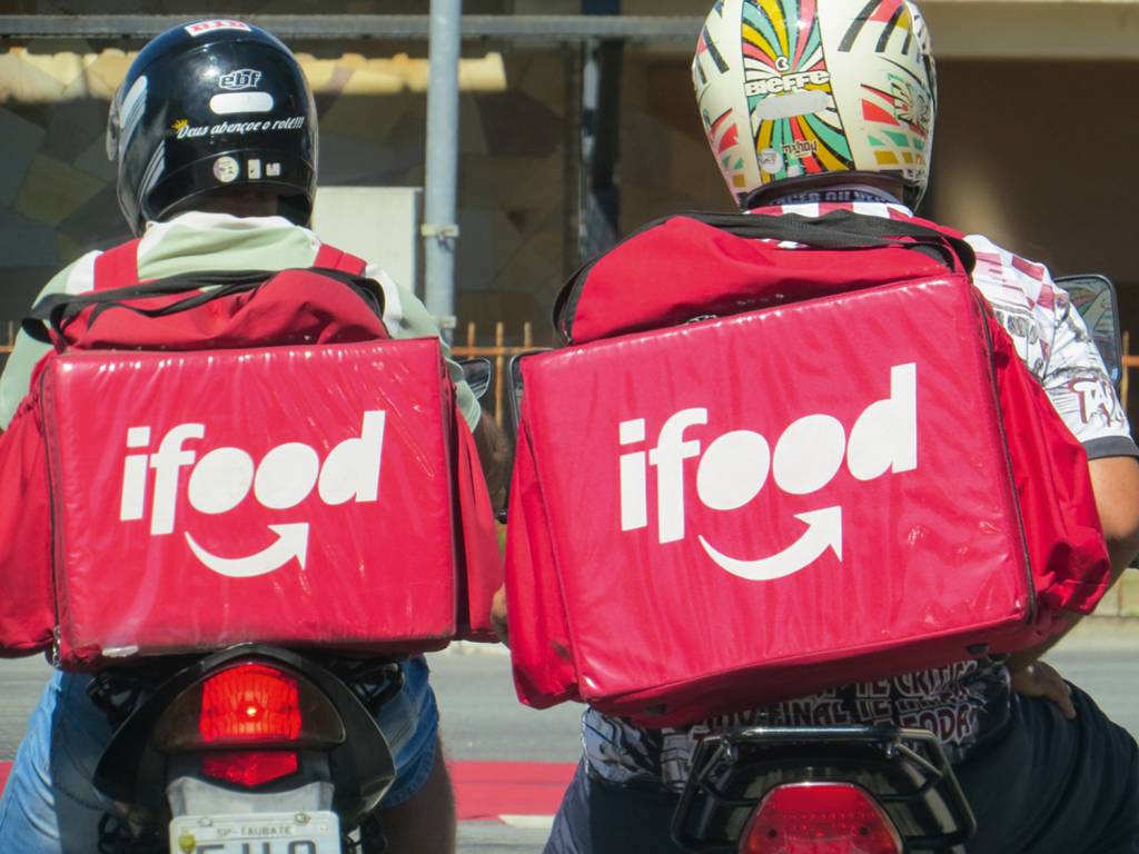 GettyImages-1302302448.jpg Entregadores do iFood: relação tensa com o líder do mercado