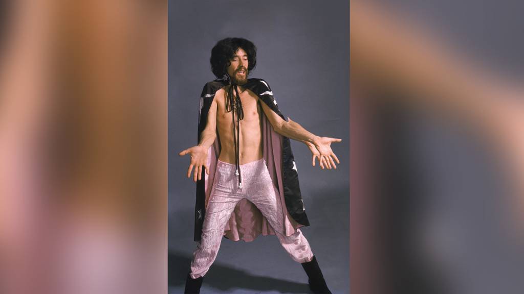 Raul Seixas: 80 anos do roqueiro que morreu pobre e tem legado lucrativo