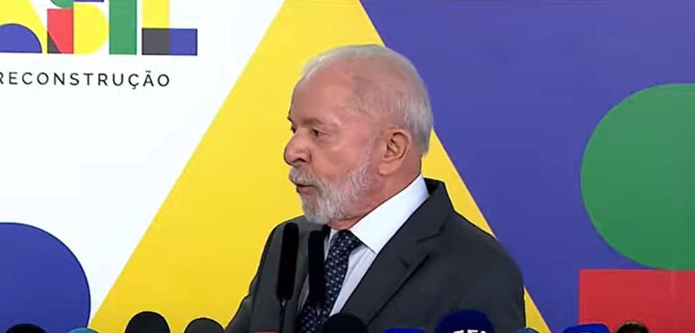 O ministro de Lula que se equilibra no cargo