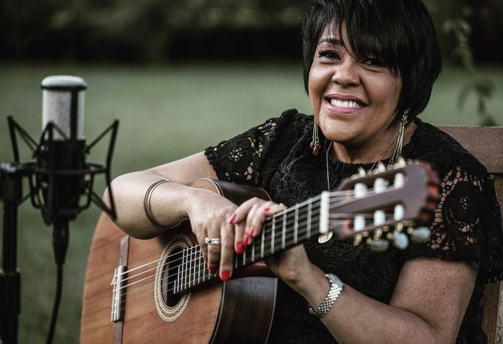 União Brasileira de Compositores homenageará Rosa Passos no Rio