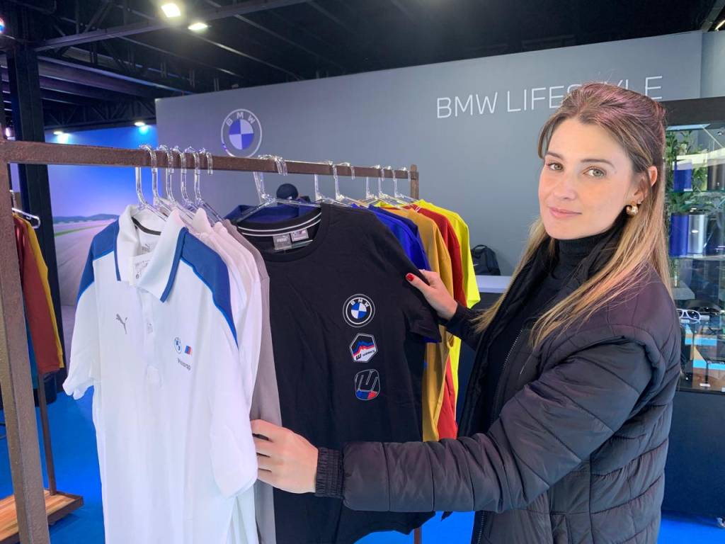 Carros que ‘vestem’ pessoas: especialistas explicam tendência