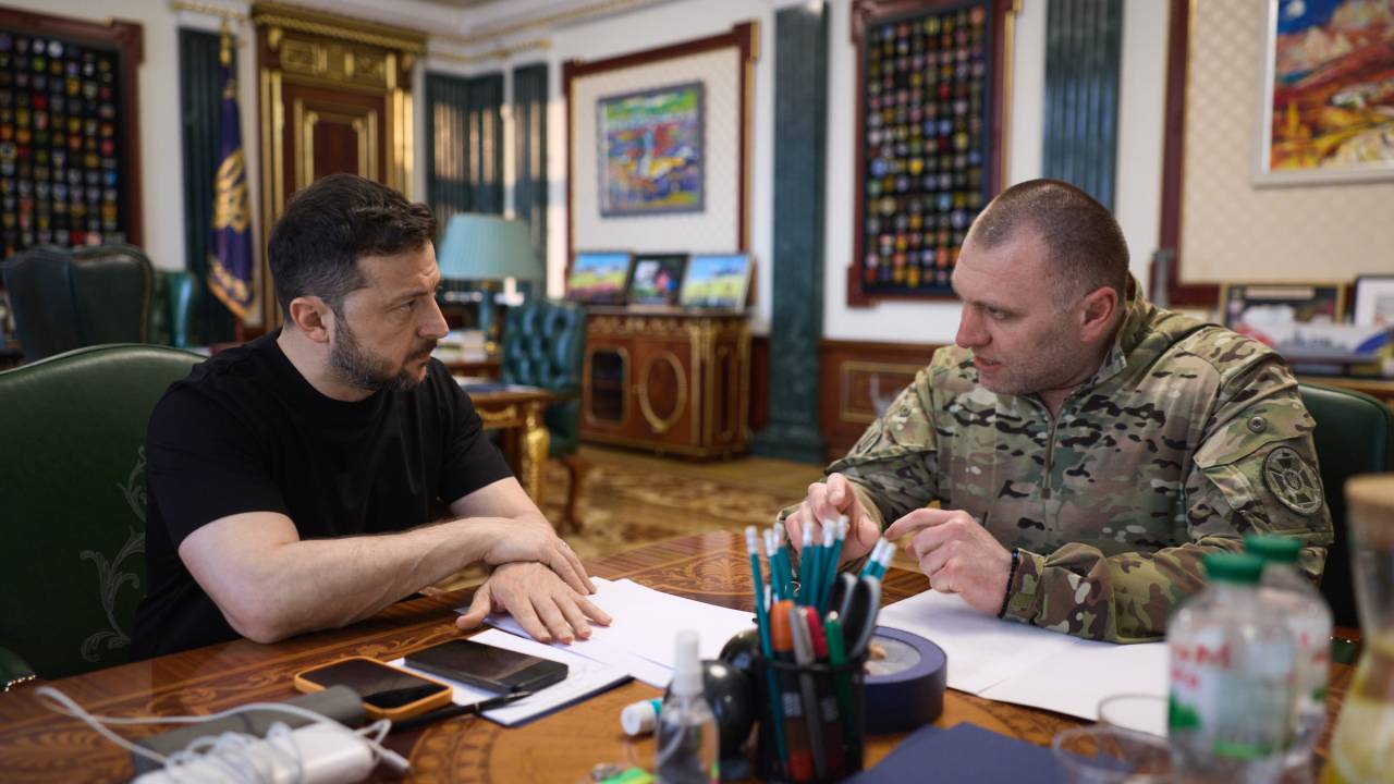 PÓS-OPERAÇÃO - Balanço: Zelensky conversa com chefe do Serviço de Segurança da Ucrânia, Vasyl Maliuk, sobre os resultados da operação 'Teia de Aranha' -