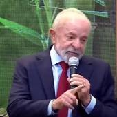 Trump ‘deveria ser menos internet e mais chefe de Estado’, critica Lula