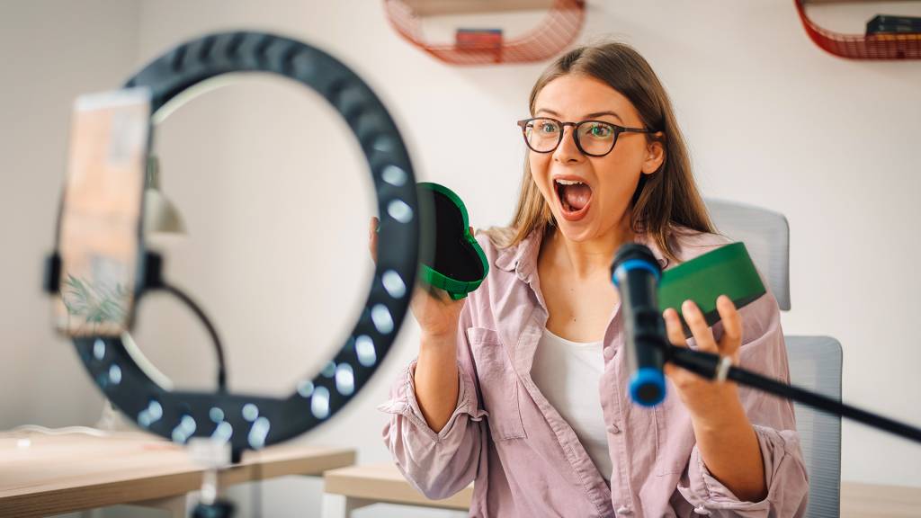 Profissão de influencer é meta cada vez mais cobiçada por jovens da geração Z