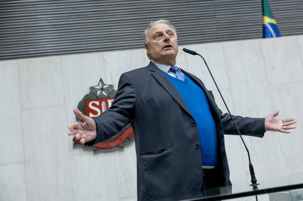 Aliado diz que Tarcísio acerta em não atacar Moraes: ‘Não é burro’