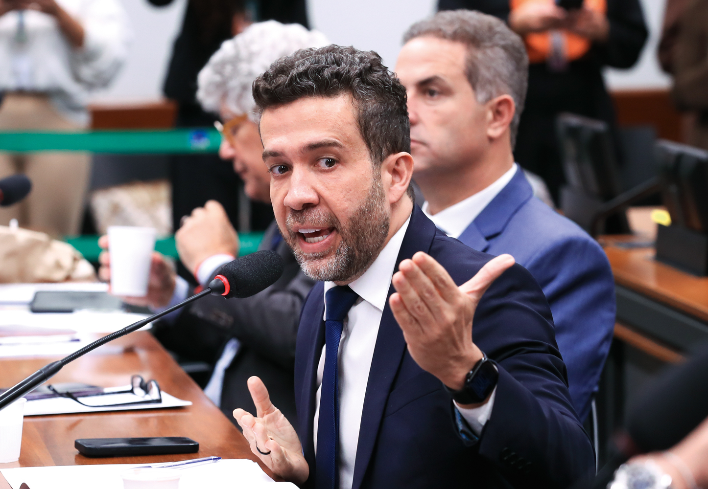 CONFISS&Atilde;O -&ensp;Janones: deputado admitiu que ficava com sal&aacute;rios