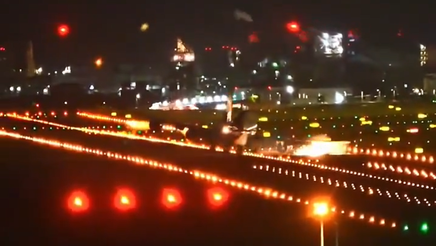 Avião bate asa ao tentar pousar em Taiwan sob fortes ventos de tufão; veja vídeo