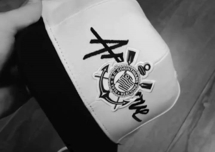 Corinthians X Approve: collabs e retrô colocam time como referência visual da blokecore