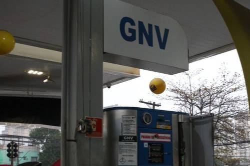 Distribuidoras de gás canalizado e GNV são notificadas por possível preço abusivo