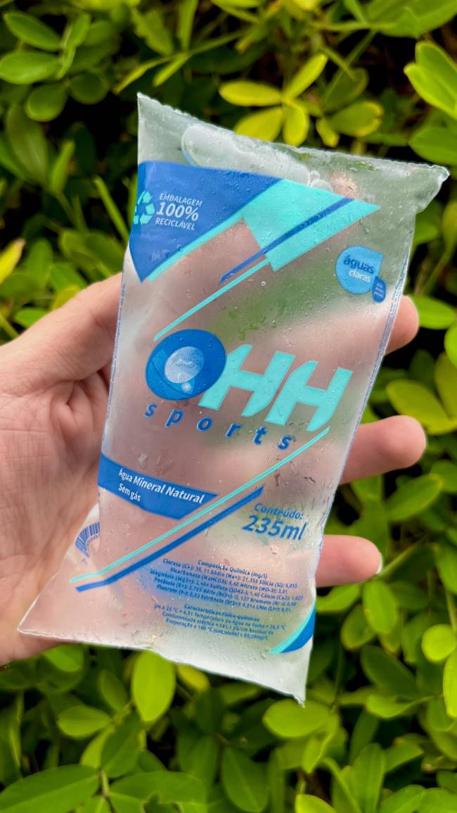 Sachês biodegradáveis distribuídos durante a corrida