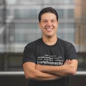 CV CRM, da Starian, compra Anapro — e vem mais por aí