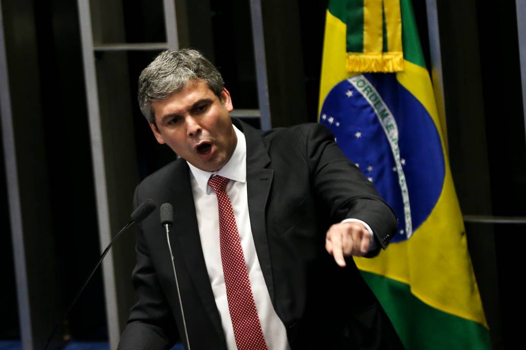 ‘Grande dia!’, diz líder do PT na Câmara sobre a prisão de Bolsonaro