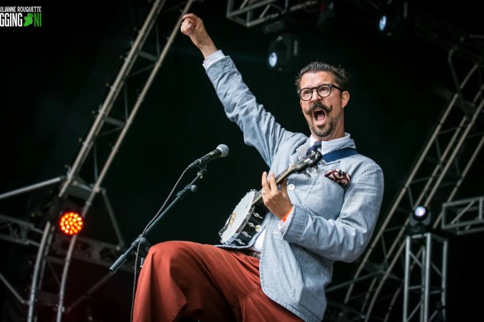 Mr.B the Gentleman Rhymer
