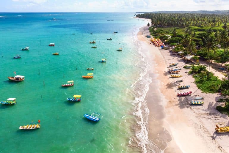 A praia do Nordeste que virou a joia do momento no mercado imobiliário