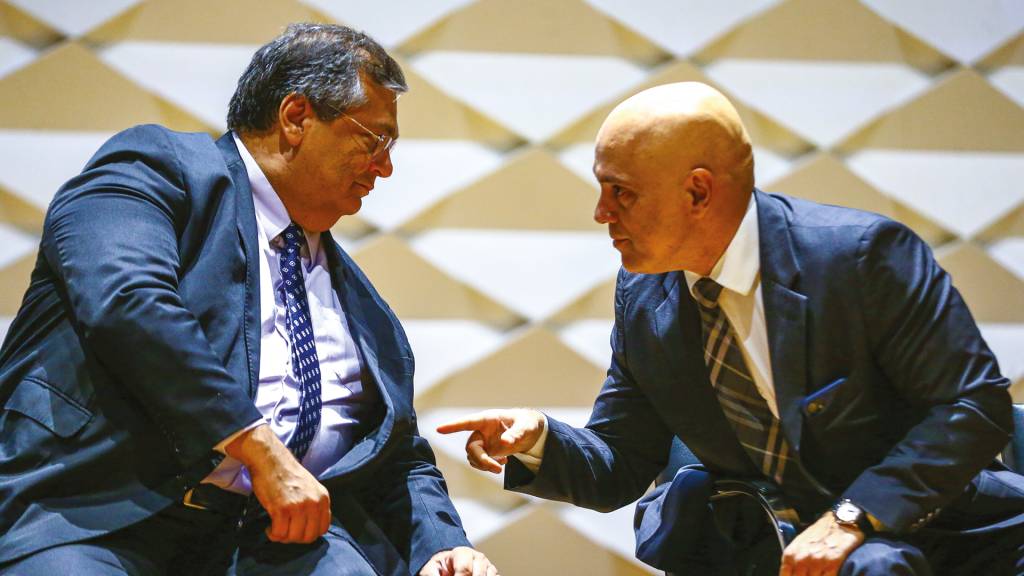 A avaliação de Moraes e Dino sobre a ‘alucinação’ de Bolsonaro