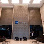 Diretor de compliance do Master celebra prêmio entre os melhores do setor