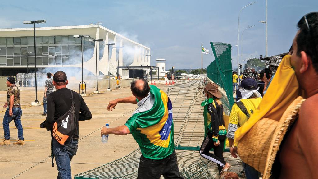 A pedido de Moraes, Argentina inicia julgamento de extradição de foragidos dos ataques de 8/1