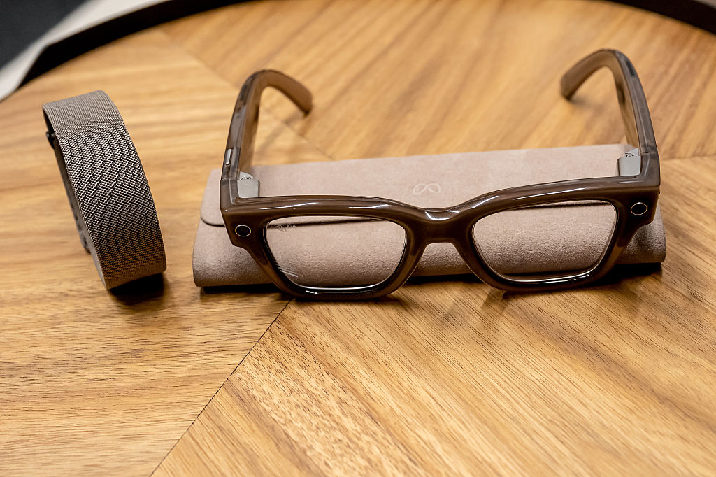 Saiba o que fazem e quanto custam os novos óculos inteligentes da Meta