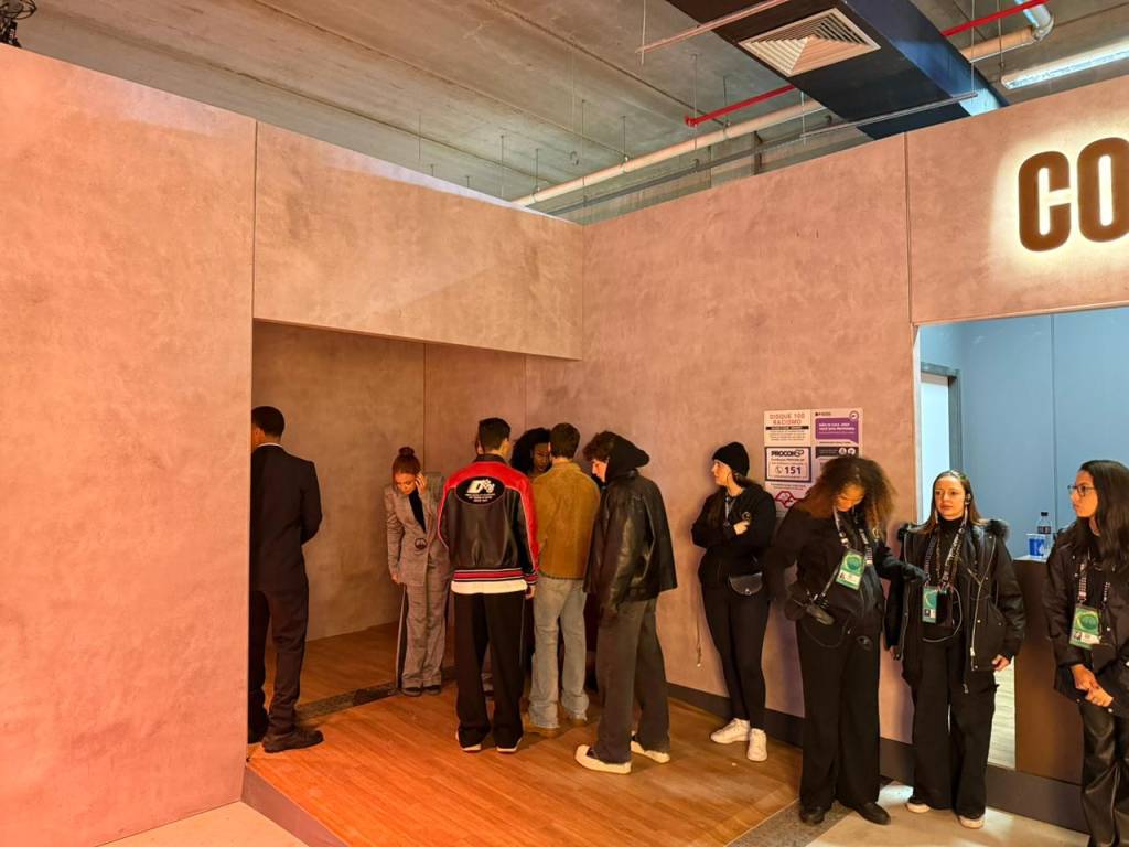 Marido de Sasha é salvo pelo ‘gongo’ ao ser barrado no vipinho do The Town