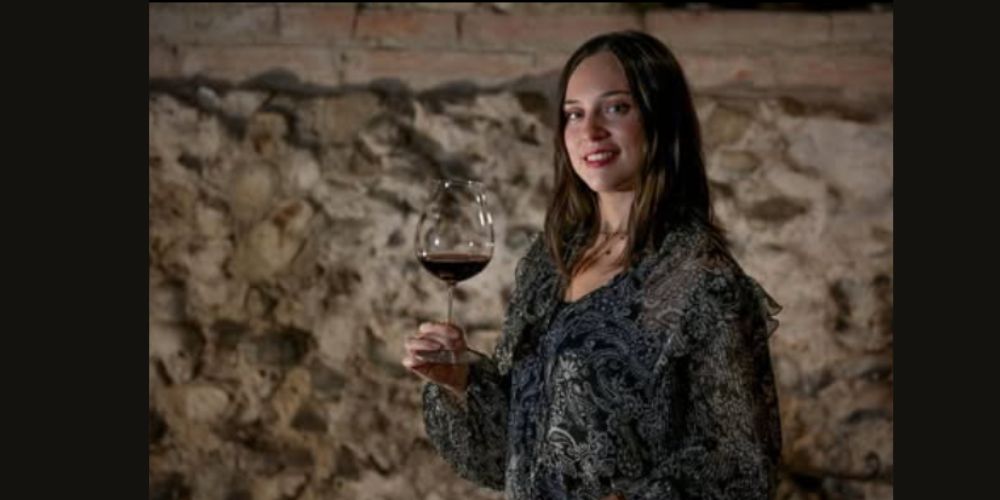 Quem é a jovem que virou la donna do rei dos vinhos italianos, o Barolo