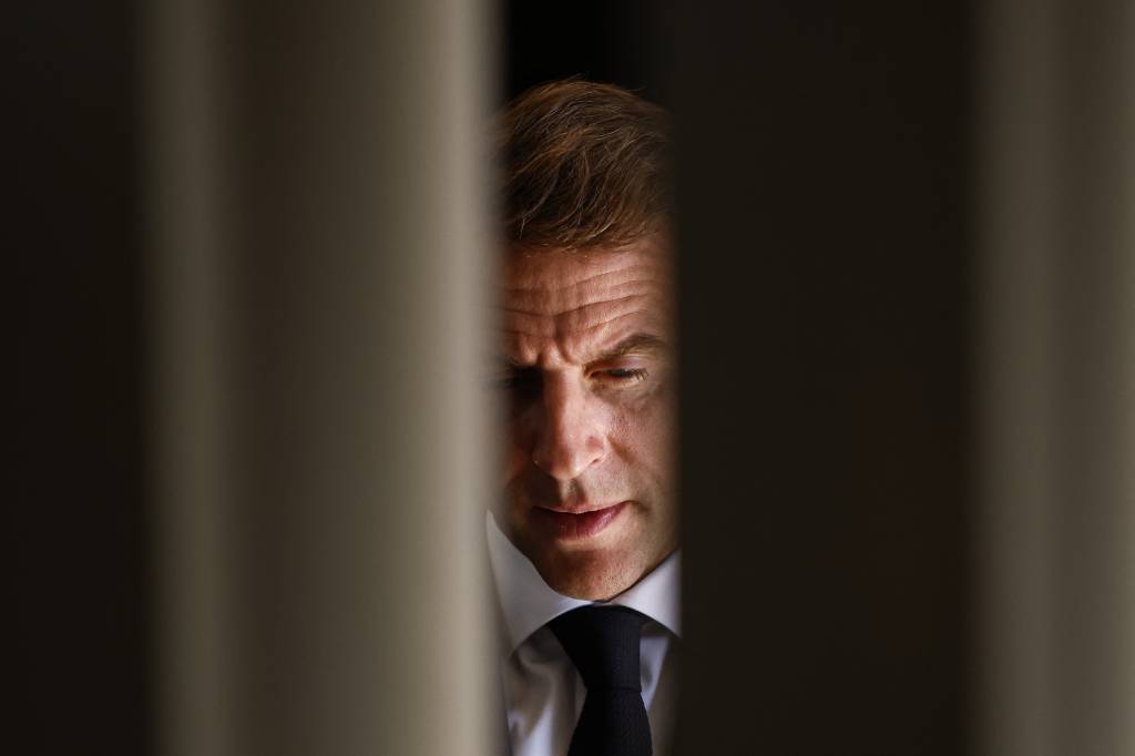 O desmanche de Macron: reforma da aposentadoria vai para o buraco