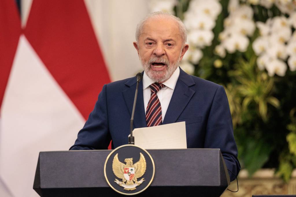 A repercussão internacional por Lula confirmar que tentará outra reeleição