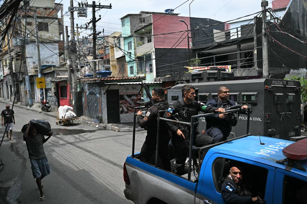 Alvo de operação no Rio, Complexo da Penha se tornou ponto estratégico para expansão do CV