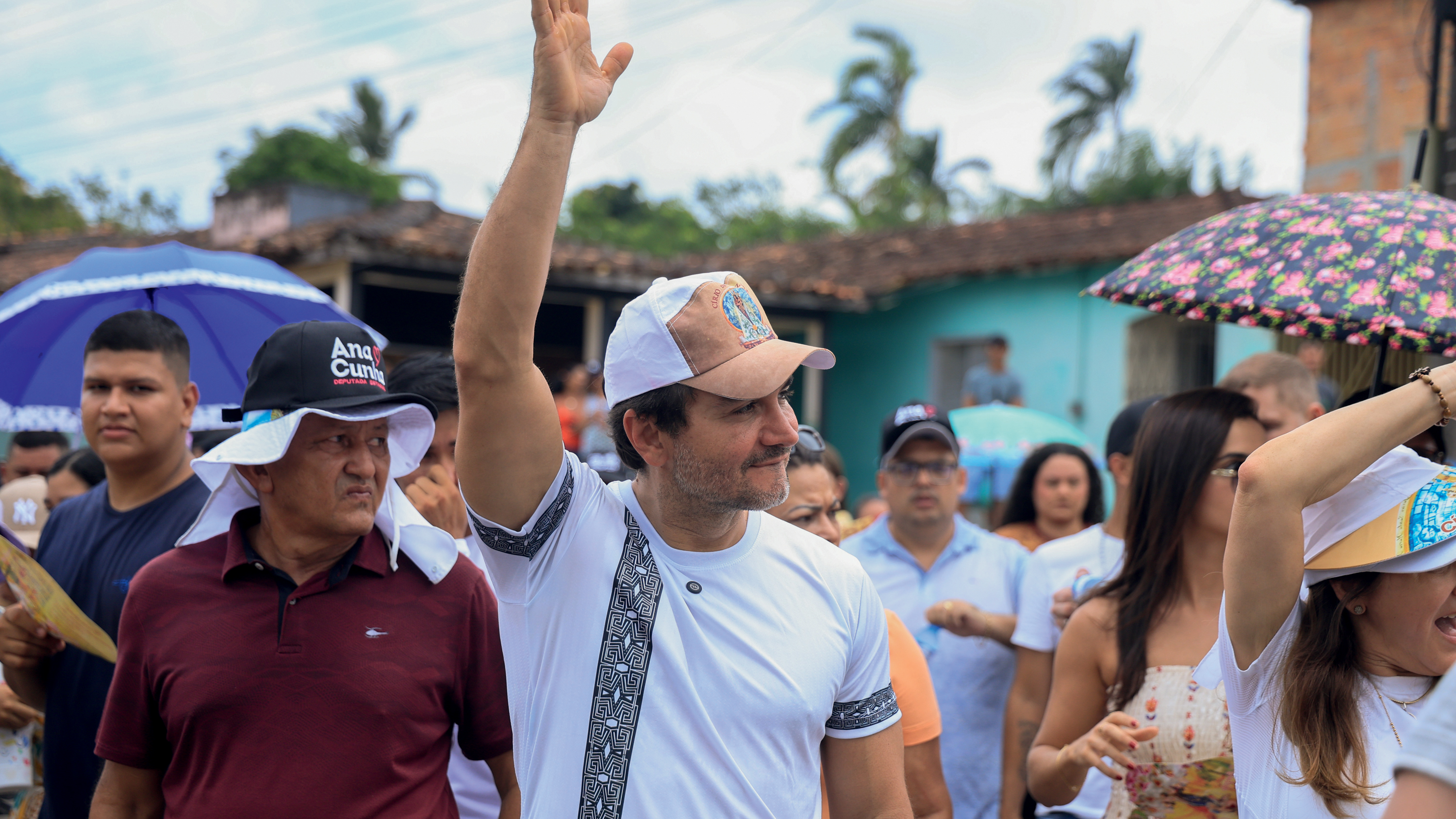SEM SAÍDA - Sabino: entre o partido e o governo, o ministro decidiu pelo governo — e pode ser expulso
