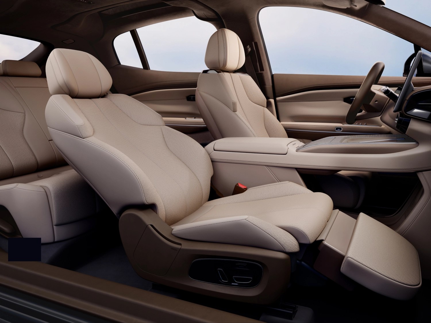 Interior do Hyptec HT é minimalista, com acabamento luxuoso
