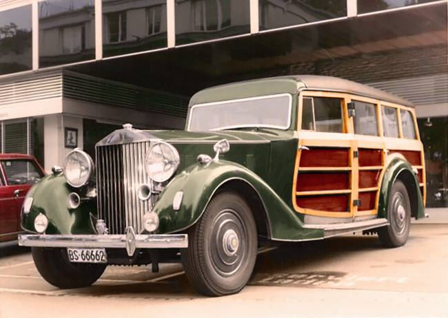 Rolls Royce Phantom III de 1937 que já pertenceu ao artista plástico Andy Warhol