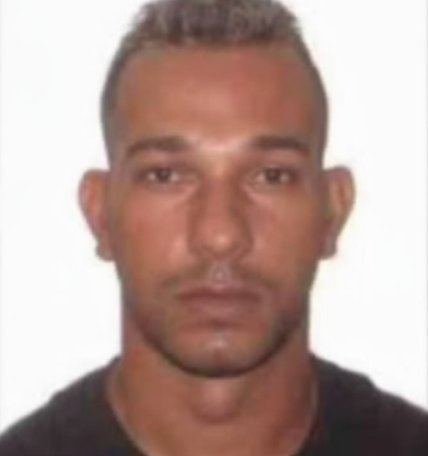 Fábio Francisco Santana Salles.